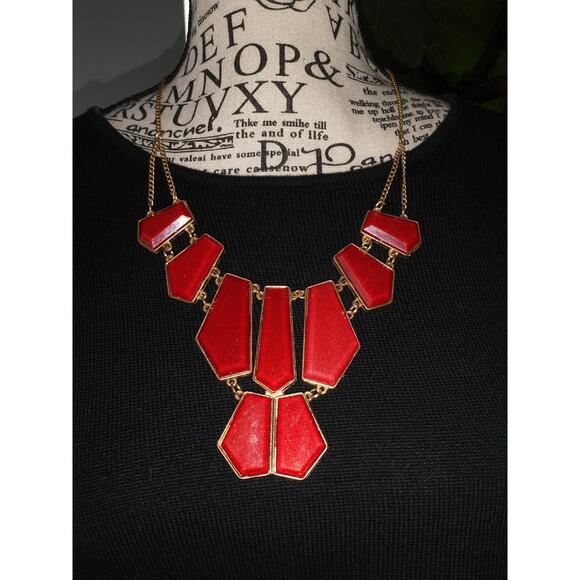 Red Acrylic Gold Tone Statement Necklace 22" Pretty Valentine's Date Night - Picture 3 of 5